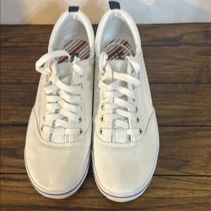 Keds women’s size 9.5